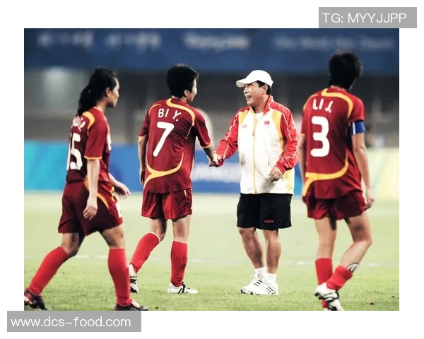 足球明星送祝福视频素材分享欢庆新春佳节的精彩瞬间